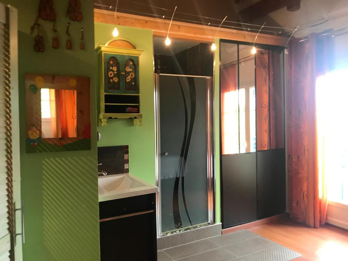 Les Gites De La Maison Bleue D'Estialescq Esterno foto